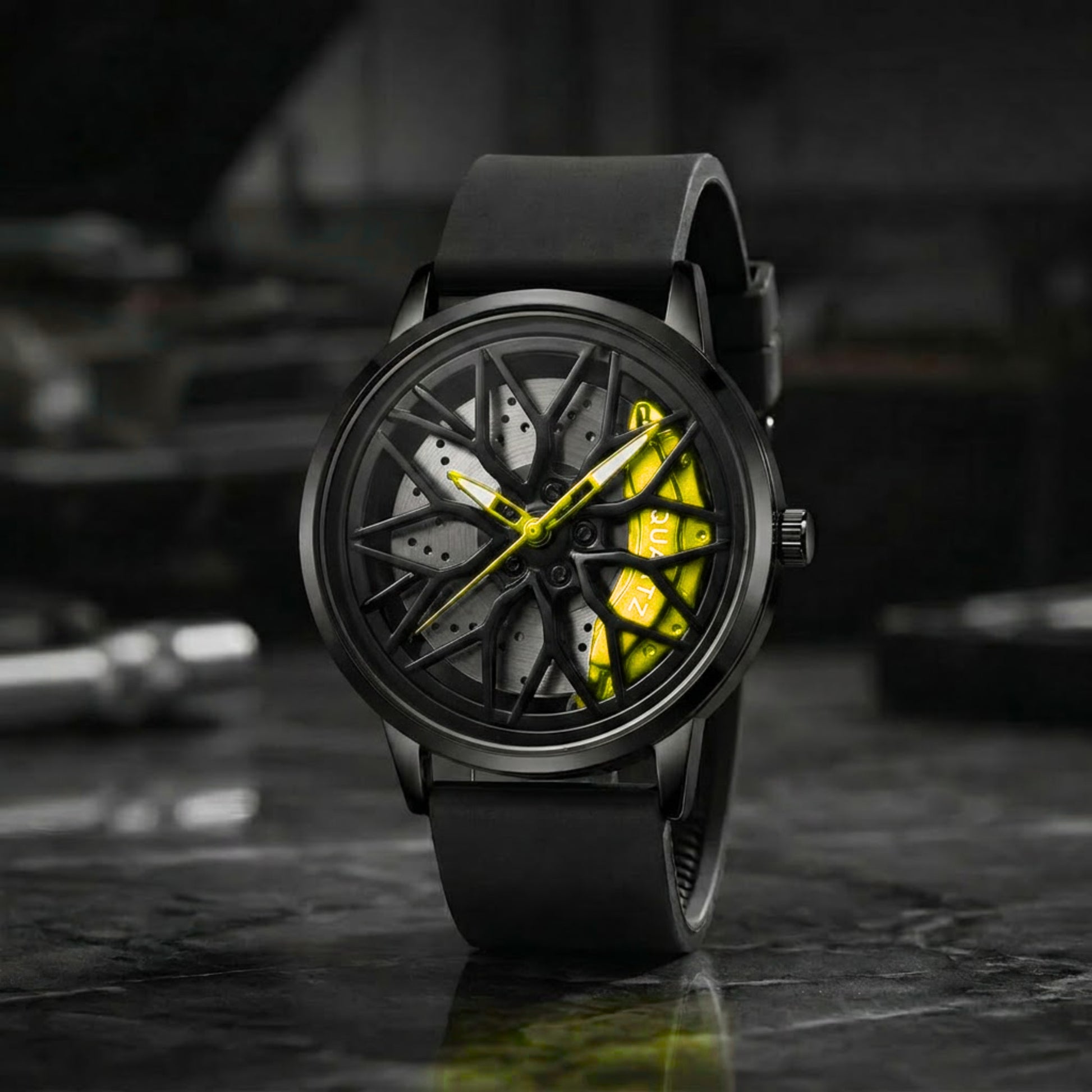 Nissan GT-R Gyro Watch Green - Spinning Wheel Edition